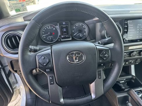Used 2023 Toyota Tacoma TRD Off-Road AWD/4WD image 38