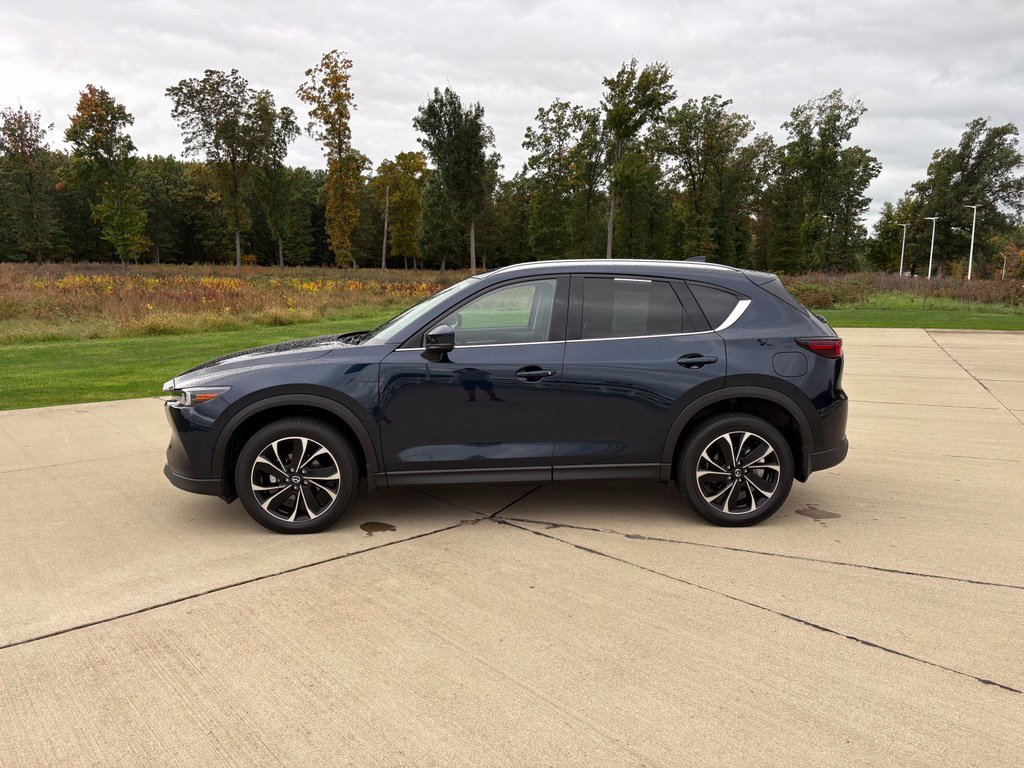 Used 2023 MAZDA CX-5 AWD 2.5 S w/ Premium Package image 3