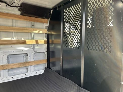 Used 2024 Ford Transit 250 Low Roof w/ Exterior Upgrade Package image 11