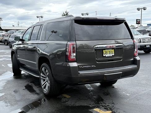 Used 2019 GMC Yukon XL Denali w/ Open Road Package AWD/4WD image 10