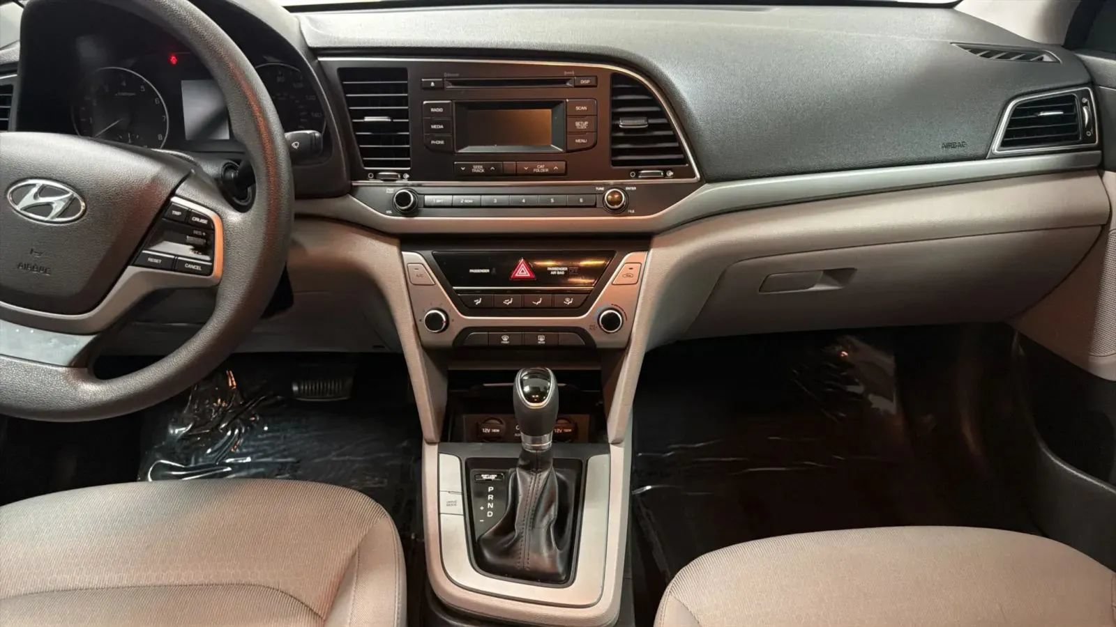 Used 2017 Hyundai Elantra SE FWD image 15