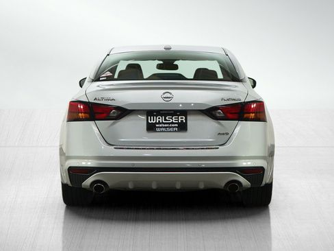 Used 2019 Nissan Altima 2.5 Platinum image 5