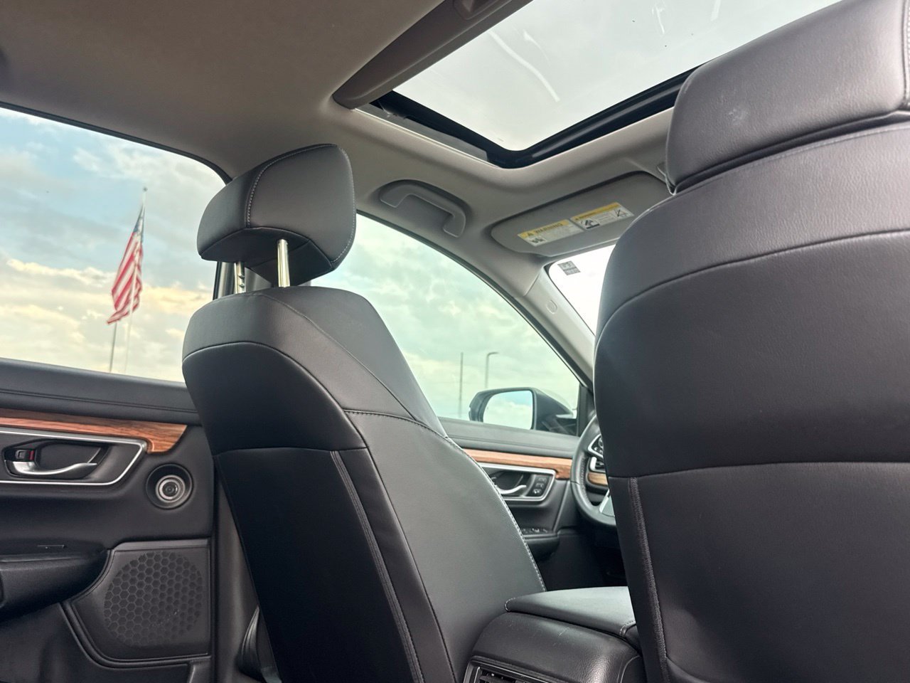 Used 2018 Honda CR-V Touring image 32