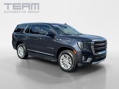 Used 2024 GMC Yukon SLT w/ SLT Premium Package