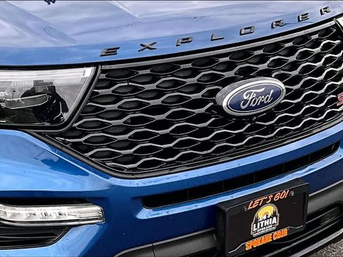 Used 2021 Ford Explorer ST w/ ST Street Pack image 33