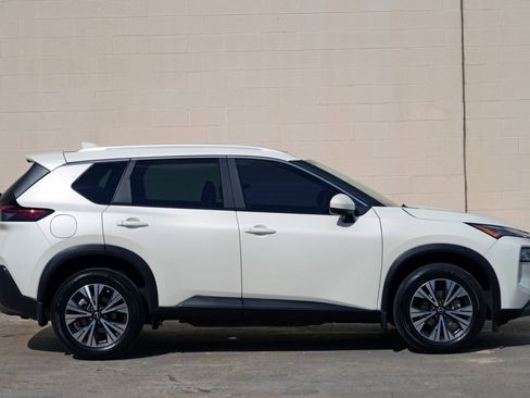 Used 2023 Nissan Rogue SV w/ SV Premium B Package FWD image 48