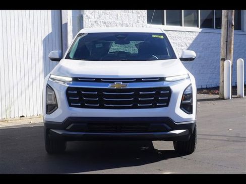New 2026 Chevrolet Equinox LT image 17