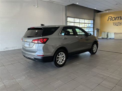 Used 2024 Chevrolet Equinox LT w/ LPO, Floor Liner Package image 5