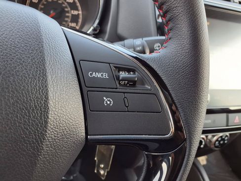 Used 2025 Mitsubishi Outlander Sport LE AWD/4WD image 13