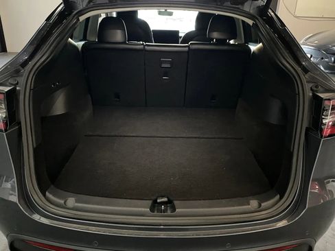 Used 2020 Tesla Model Y Performance image 8