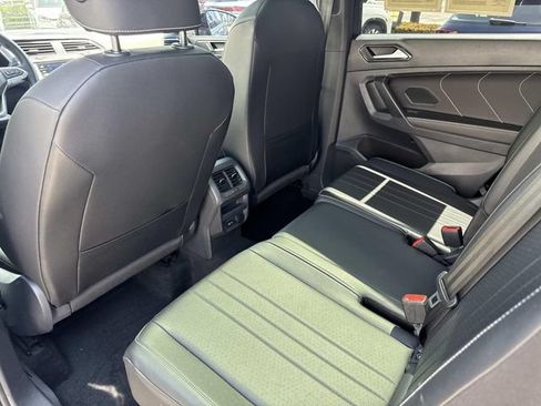 Used 2023 Volkswagen Tiguan SE R-Line FWD image 10
