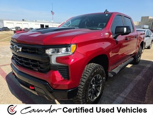 Used 2025 Chevrolet Silverado 1500 LT Trail Boss w/ Convenience Package II image 1