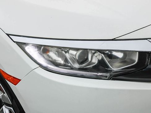 Used 2016 Honda Civic LX image 4
