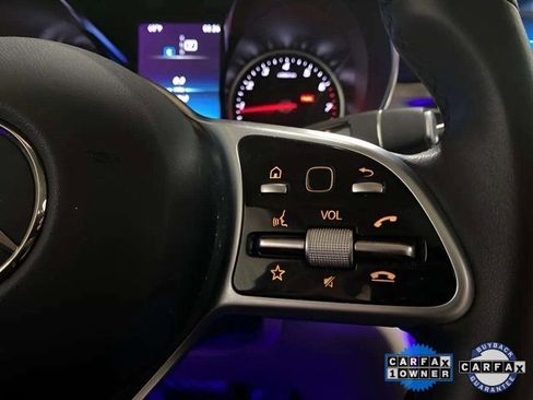 Used 2021 Mercedes-Benz GLC 300 image 39