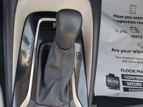 Used 2024 Toyota Corolla LE image 21