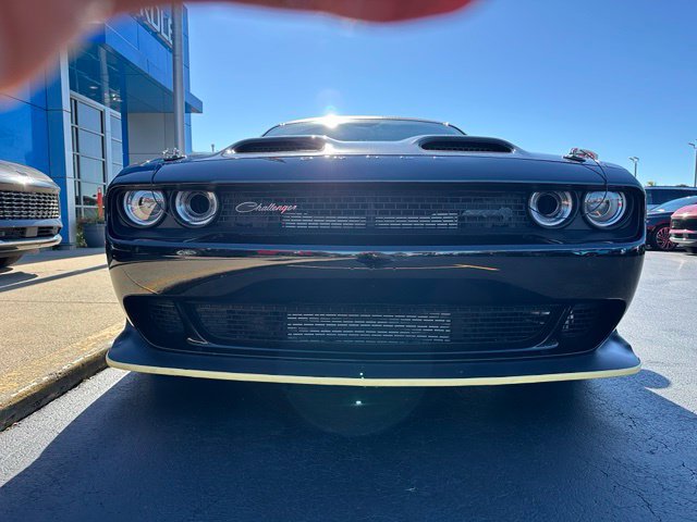Used 2023 Dodge Challenger SRT Hellcat Redeye RWD image 12