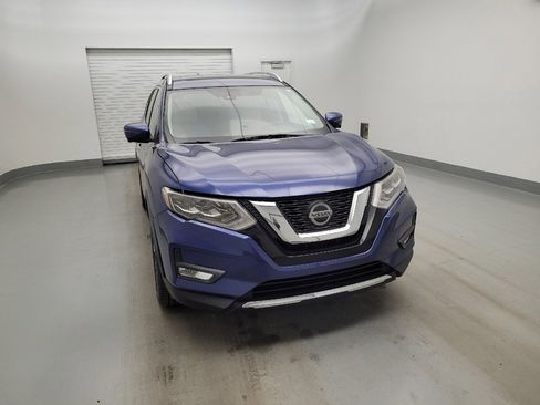 Used 2018 Nissan Rogue SL w/ Premium Package FWD image 14