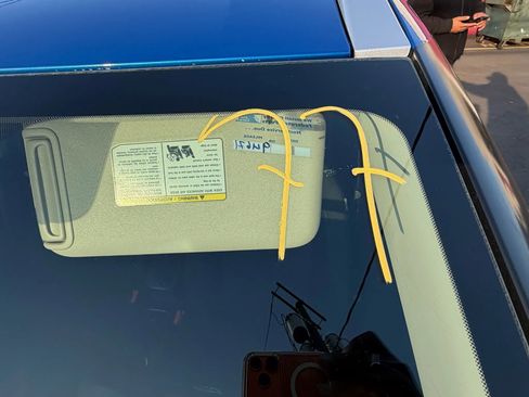 Used 2023 Nissan Kicks SV image 31