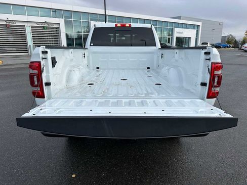 Used 2024 RAM 2500 Tradesman w/ Chrome Appearance Group image 14