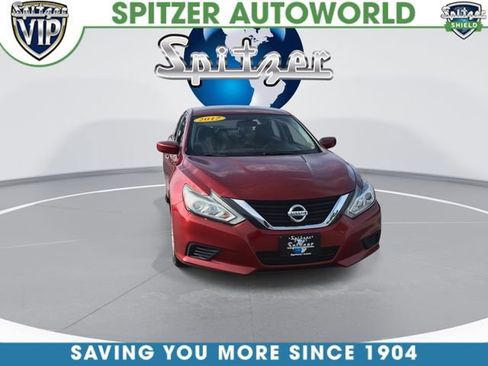 Used 2017 Nissan Altima 2.5 S w/ Power Driver Seat Package FWD image 3