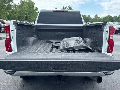 Used 2025 Chevrolet Silverado 2500 LT AWD/4WD image 8