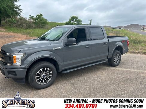 Used 2020 Ford F150 XLT w/ Equipment Group 302A Luxury AWD/4WD image 4