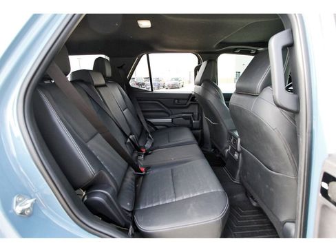 Used 2025 Toyota 4Runner TRD Off-Road Premium AWD/4WD image 10