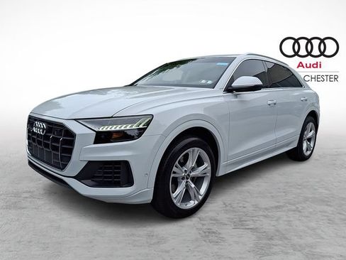 Certified 2023 Audi Q8 Premium w/ Convenience Package AWD/4WD image 3