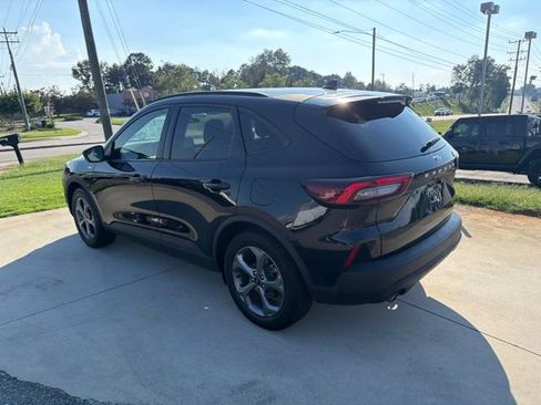 Used 2025 Ford Escape ST-Line FWD image 7