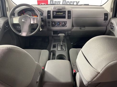 Used 2008 Nissan Frontier LE w/ Side & Curtain Airbag Pkg image 6