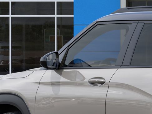 New 2026 Chevrolet TrailBlazer RS w/ Convenience Package FWD image 12