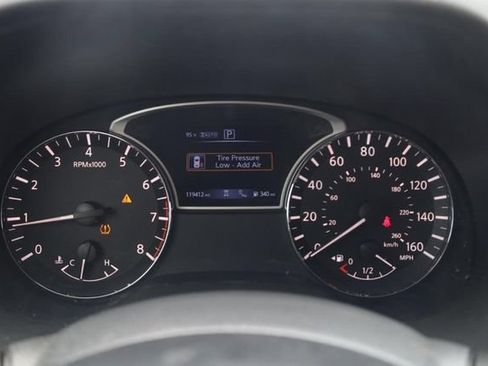 Used 2019 Nissan Pathfinder SV w/ SV All Weather Package AWD/4WD image 14