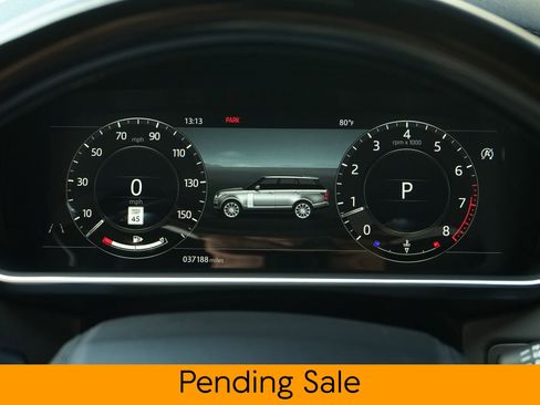 Used 2019 Land Rover Range Rover HSE image 13