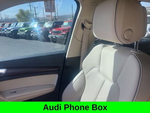 Used 2023 Audi Q5 2.0T Prestige w/ Prestige Package image 17