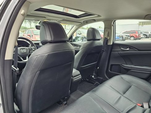 Used 2020 Honda Insight Touring image 16