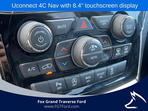 Used 2020 Jeep Grand Cherokee Limited AWD/4WD image 26