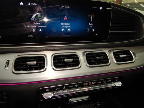 Used 2022 Mercedes-Benz GLE 350 4MATIC w/ AMG Line Exterior image 25