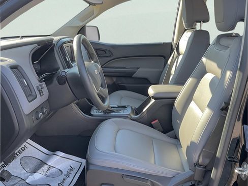 Used 2022 Chevrolet Colorado W/T w/ Custom Special Edition image 37