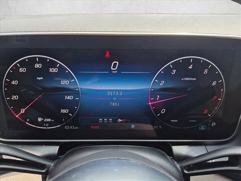 Certified 2026 Mercedes-Benz GLC 300 image 10