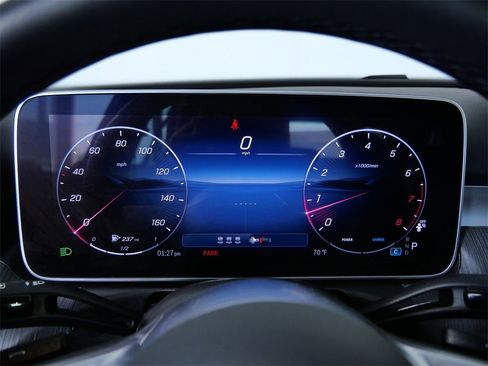 Used 2025 Mercedes-Benz C 300 4MATIC Sedan image 25