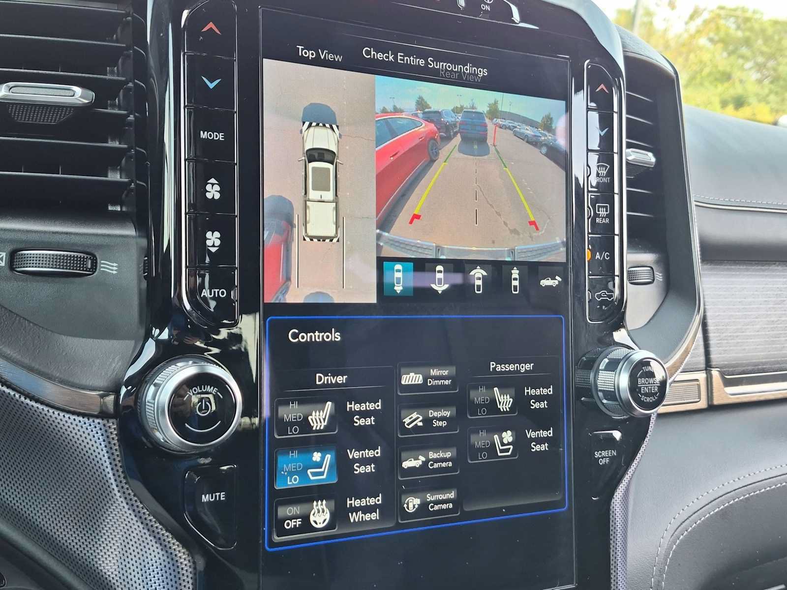 Used 2019 RAM 1500 Limited AWD/4WD image 31