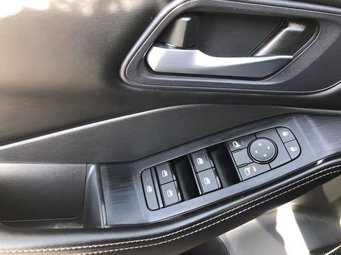 Used 2024 Nissan Rogue SV image 16