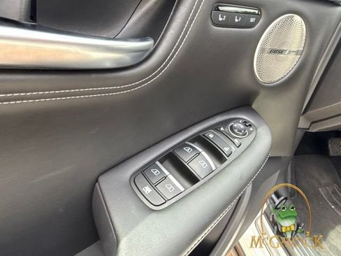 Used 2023 INFINITI QX55 Sensory w/ Lighting Package AWD/4WD image 10