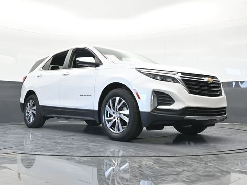 Used 2022 Chevrolet Equinox LT image 64