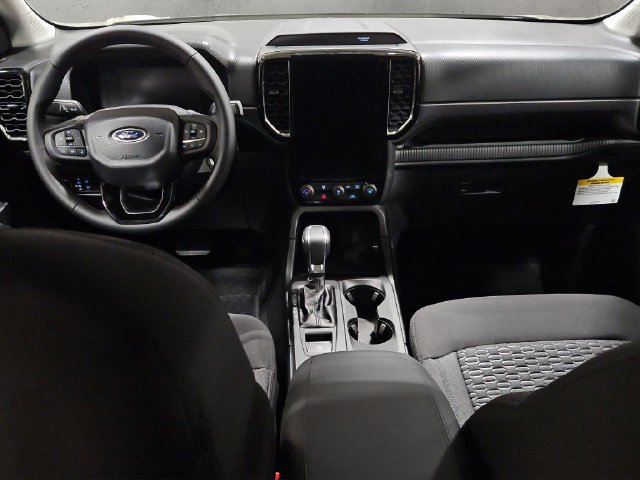 New 2026 Ford Ranger XLT w/ Black Appearance Package AWD/4WD image 9