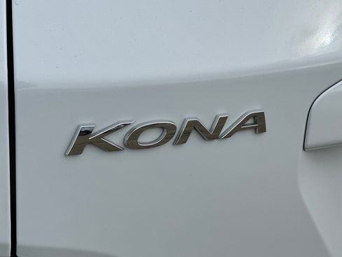 Used 2020 Hyundai Kona Limited image 26