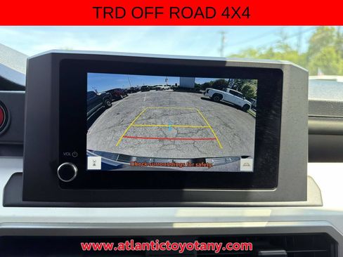 Used 2024 Toyota Tacoma TRD Off-Road AWD/4WD image 28