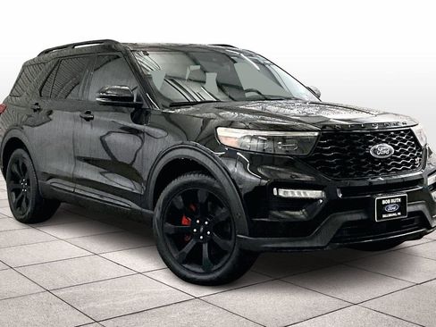 Used 2020 Ford Explorer ST w/ ST Street Pack image 3