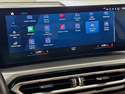 Used 2023 BMW M3 Competition AWD/4WD image 15
