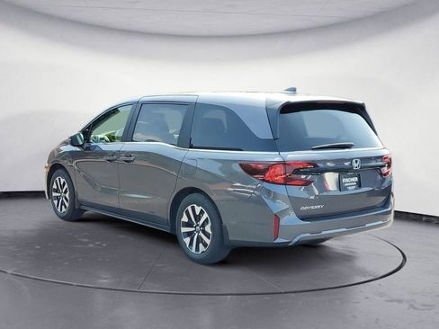 New 2026 Honda Odyssey EX-L image 4